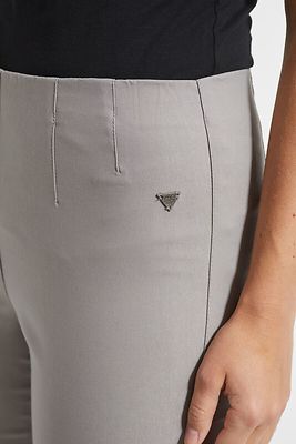 Laurien harmaan beiget regular mallin housut korkealla kuminauha vyötäröllä