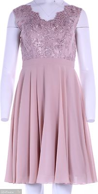 Upea kellohelmainen  roosanvärinen sifonkimekko La Sensen mallistosta