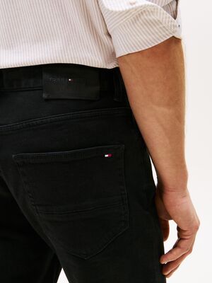 Tommy Hilfiger mustat Denton straight fit farkut