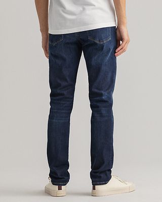 Gant tummansininen slim fit farkku