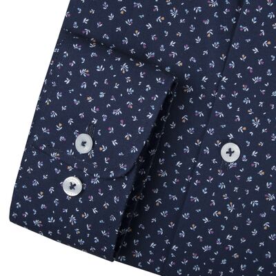 Petrifun sinikuvioinen C-mitoituksen kauluspaita