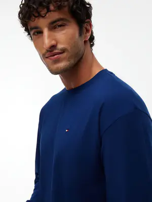 Tommy Hilfiger pyjama- ja tohvelilahjarasia