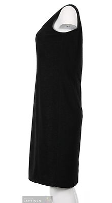 Modelia musta polvimittainen kotelomekko