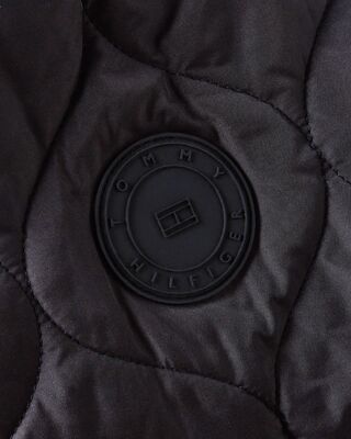 Tommy Hilfiger musta pitkä bomber-takki