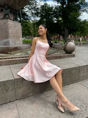 Zazabella vaaleanpunainen juhlamekko