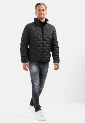 Calamar musta talvi pusakka