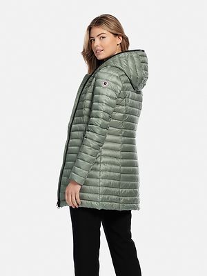 Reset untuvatakki jaden värinen