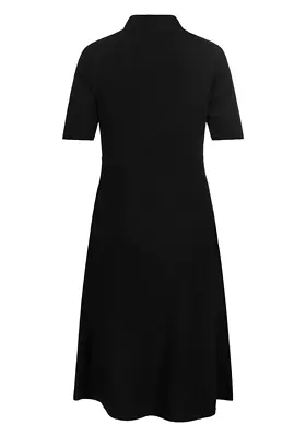 Ril's musta neulemekko