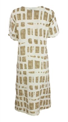 Boheme luonnonvalkoinen pitkä mekko hiekan sävyisellä kuvioinnilla