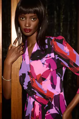 Joseph Ribkoff kuviollinen juhlamekko 3/4-hihalla