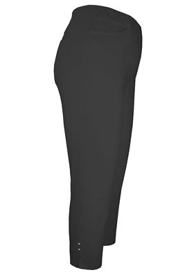 Adelina mustat caprit