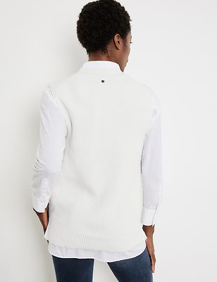 Gerry Weber luonnonvalkoinen neuleliivi