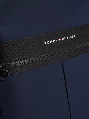 Tommy Hilfiger tummansininen reppu