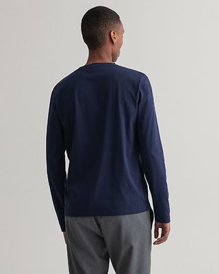Gant tummansininen pitkähihainen t-paita