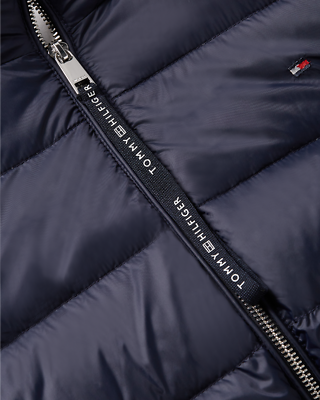 Tommy Hilfigerin tummansininen huppari