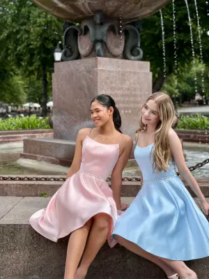 Zazabella vaaleansininen juhlamekko