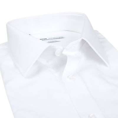 Petrifun valkoinen lyhythihainen paita wash, hang & wear B-malli