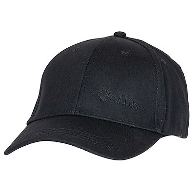 Salon musta lippalakki