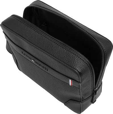 Tommy hilfiger musta toiletti laukku