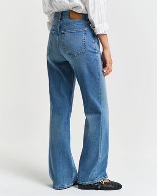 Gant vaaleat kulutuspestyt farkut bootcut lahkeella