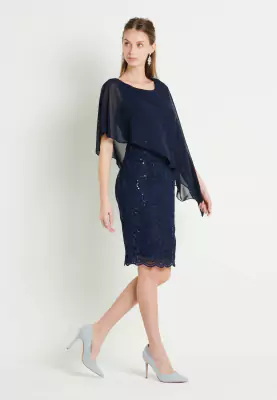 Swing tummansininen juhlamekko poncholla