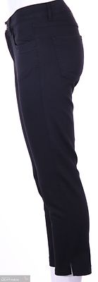 Paramin musta joustava caprihousu