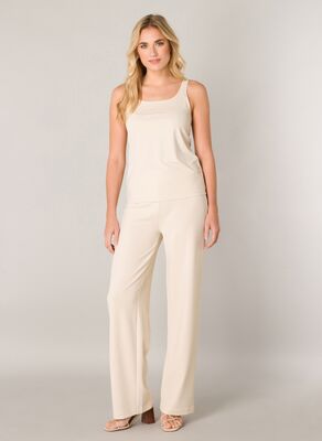 Base Level nuden sävyinen toppi