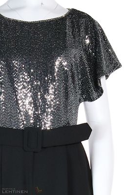 Joseph Ribkoffin upea hopea/musta juhlahaalari