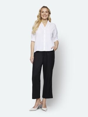 Signature valkoinen pitsisomisteinen pusero