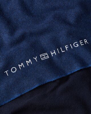 Tommy Hilfiger kirkkaansininen kaulahuivi