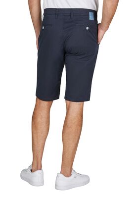 Club Comfortin tummansiniset shortsit