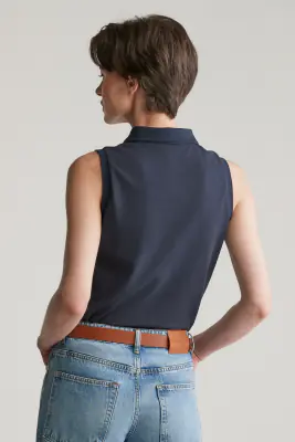 Gant tummansininen hihaton pikeetoppi