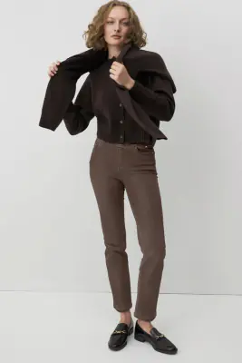 Anna montana jump in ruskeat slim fit farkut